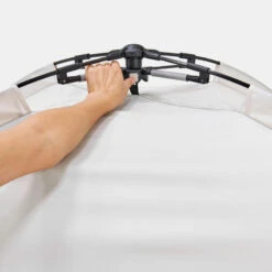 Quechua Abri De Camping 4 Places - Base Easy Fresh - Polyvalent, Instantané à Arceaux -Aventure Soldes abri de camping 4 places base easy fresh polyvalent instantane a arceaux 8