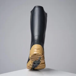 BOTTILLONS NOIRS LEGER PVC 100 FEMME -Aventure Soldes bottillons noirs leger pvc 100 femme 5