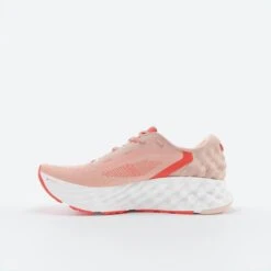 CHAUSSURE DE RUNNING FEMME KIPRUN KS900 2 BLANC CORAIL 14 CHAUSSURE DE RUNNING FEMME KIPRUN KS900 2 BLANC CORAIL -Aventure Soldes chaussure de running femme kiprun ks900 2 blanc corail 2