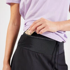 JUPE SHORT DE TRAIL RUNNING FEMME NOIR 16 JUPE SHORT DE TRAIL RUNNING FEMME NOIR -Aventure Soldes jupe short de trail running femme noir 4