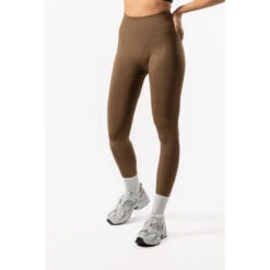 Legging Ultimate Sans Coutures Scrunch Brun Coffee -Aventure Soldes legging ultimate sans coutures scrunch brun coffee 2