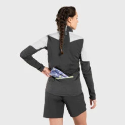 MAILLOT DE TRAIL RUNNING MANCHES LONGUES SOFTSHELL FEMME GRIS -Aventure Soldes maillot de trail running manches longues softshell femme gris 3