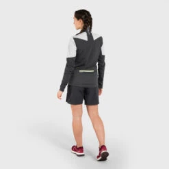 MAILLOT DE TRAIL RUNNING MANCHES LONGUES SOFTSHELL FEMME GRIS -Aventure Soldes maillot de trail running manches longues softshell femme gris 7