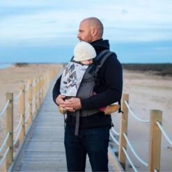 PORTE-BÉBÉ PHYSIOLOGIQUE EN COTON BIO - CLIPTSY - PRESCHOOL De 12 Kg à 5/6 Ans -Aventure Soldes porte bebe physiologique en coton bio cliptsy preschool de 12 kg a 56 ans 2