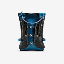 SAC DE TRAIL RUNNING MIXTE 10 L BLEU ET NOIR- VENDU AVEC POCHE Ă EAU 1L