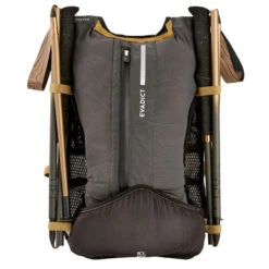 SAC DE TRAIL RUNNING MIXTE 10 L NOIR ET BRONZE - VENDU AVEC POCHE À EAU 1L -Aventure Soldes sac de trail running mixte 10 l noir et bronze vendu avec poche a eau 1l 4
