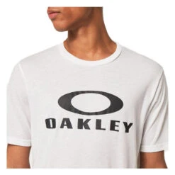 T-shirt à Manches Courtes O BARK - Rouge/Blanc - Homme OAKLEY 13 T-shirt à Manches Courtes O BARK - Rouge/Blanc - Homme OAKLEY -Aventure Soldes t shirt a manches courtes o bark rougeblanc homme oakley 4