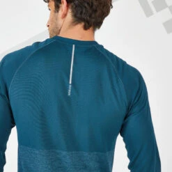 T-SHIRT RUNNING HOMME RESPIRANT MANCHE LONGUE - KIPRUN CARE BLEU PETROLE LTD 10 T-SHIRT RUNNING HOMME RESPIRANT MANCHE LONGUE - KIPRUN CARE BLEU PETROLE LTD -Aventure Soldes t shirt running homme respirant manche longue kiprun care bleu petrole ltd 3