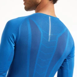 T-SHIRT RUNNING MANCHES LONGUES HIVER HOMME KIPRUN SKINCARE EDITION LIMITEE 11 T-SHIRT RUNNING MANCHES LONGUES HIVER HOMME KIPRUN SKINCARE EDITION LIMITEE -Aventure Soldes t shirt running manches longues hiver homme kiprun skincare edition limitee 3