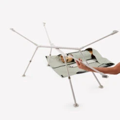 Quechua TABLE DE CAMPING COMPACTE 4/6 PERSONNES - PLATEAU BOIS - POCHE DE RANGEMENT 17 Quechua TABLE DE CAMPING COMPACTE 4/6 PERSONNES - PLATEAU BOIS - POCHE DE RANGEMENT -Aventure Soldes table de camping compacte 46 personnes plateau bois poche de rangement 5