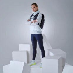 Quechua Veste Ultra Légère Hybride De Randonnée Rapide FH900 Femme Grise. -Aventure Soldes veste ultra legere hybride de randonnee rapide fh900 femme grise 2